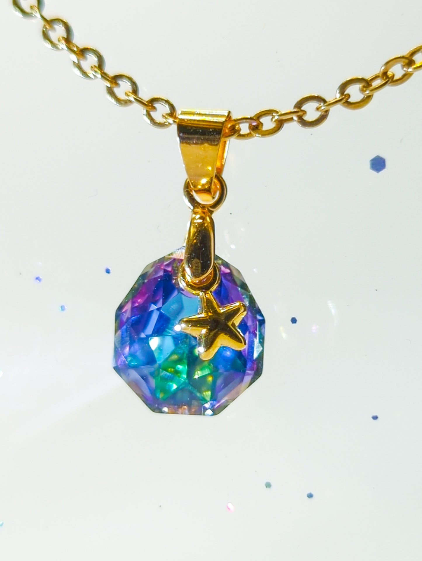 Lilac and sparkles pendant