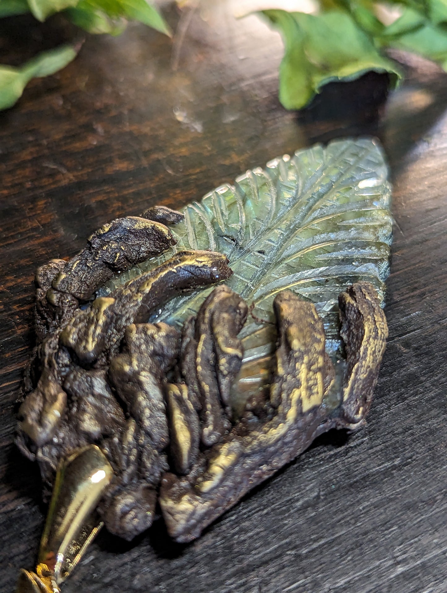 Talisman Feuille de labradorite