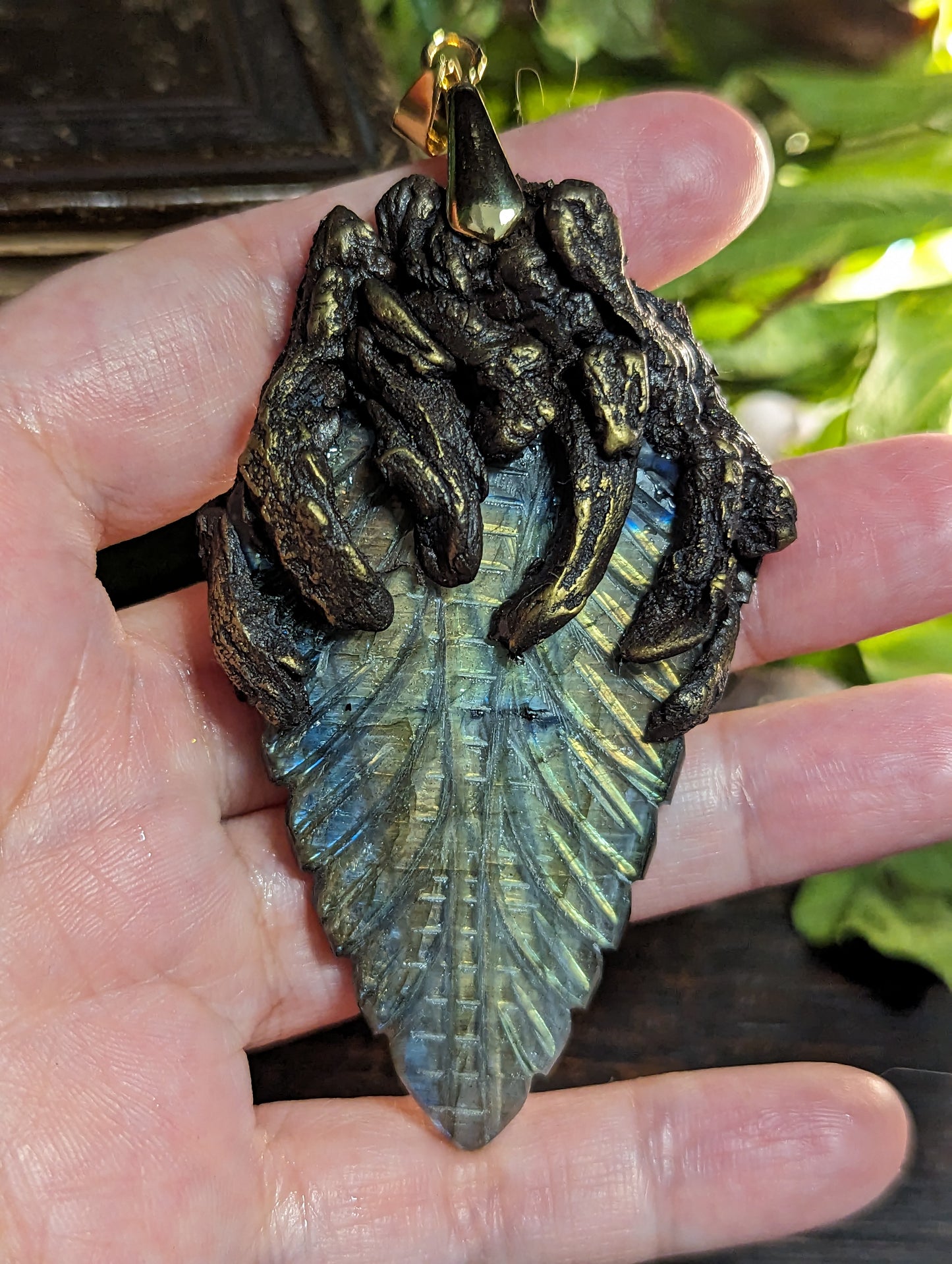 Talisman Feuille de labradorite