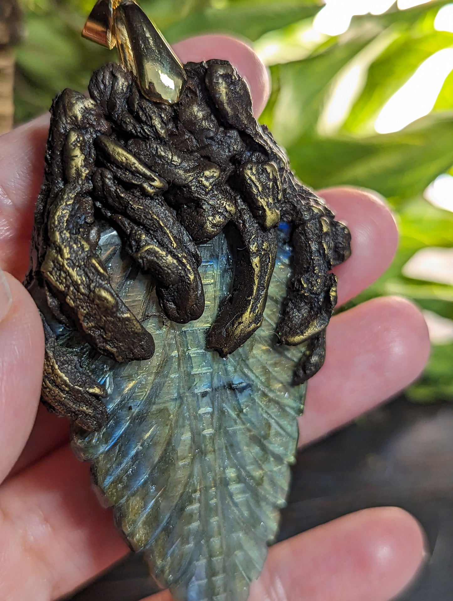 Talisman Feuille de labradorite