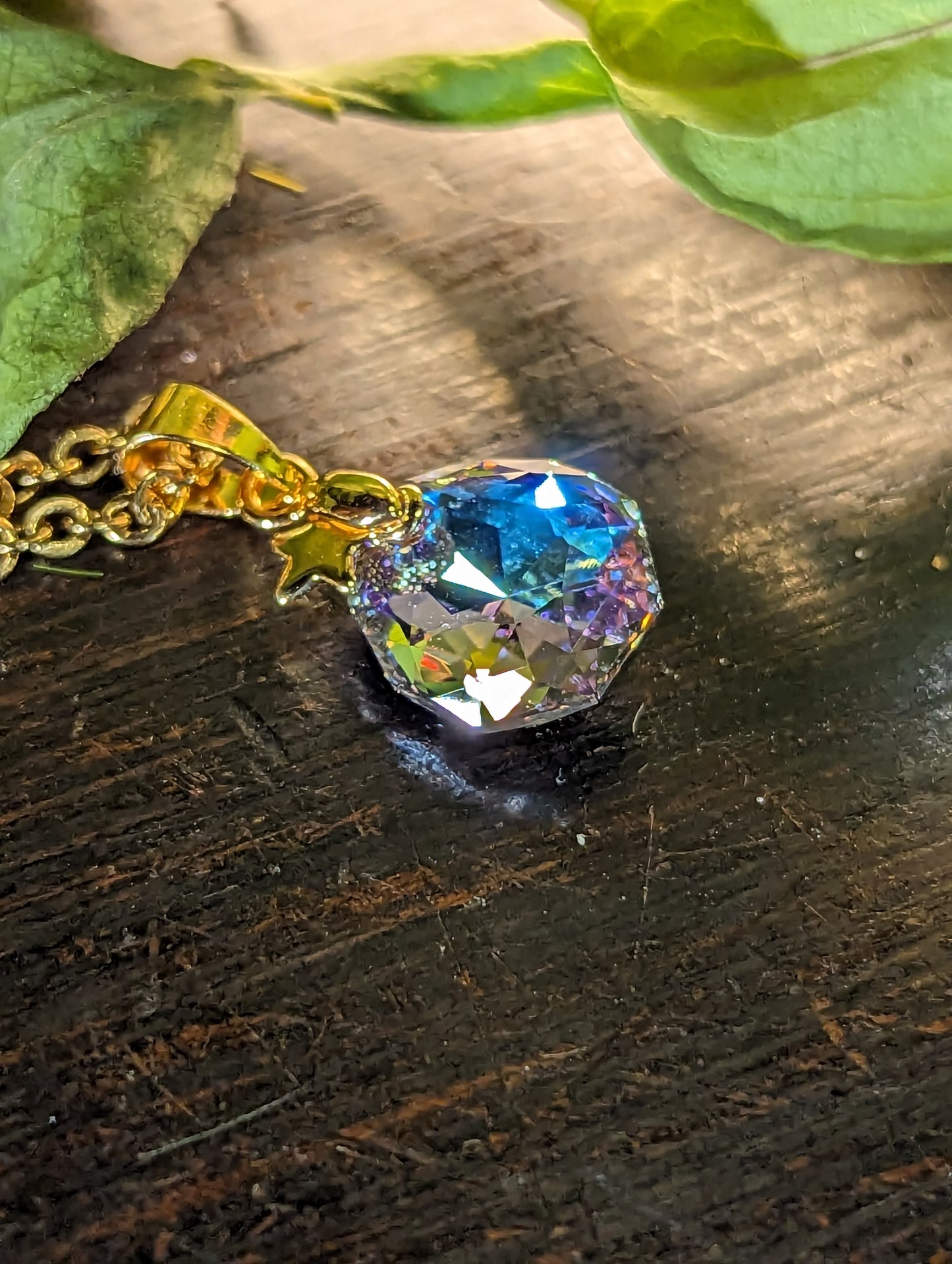 Lilac and sparkles pendant