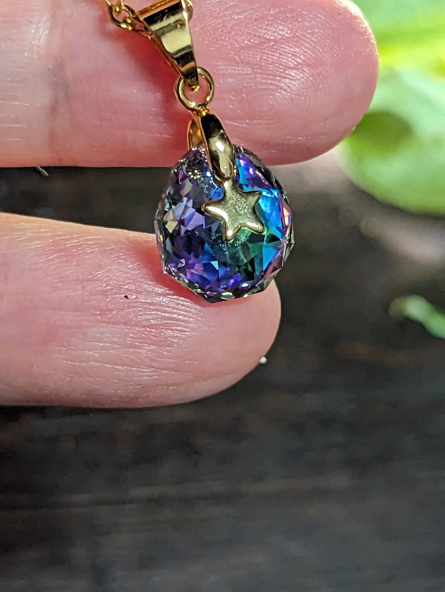 Lilac and sparkles pendant