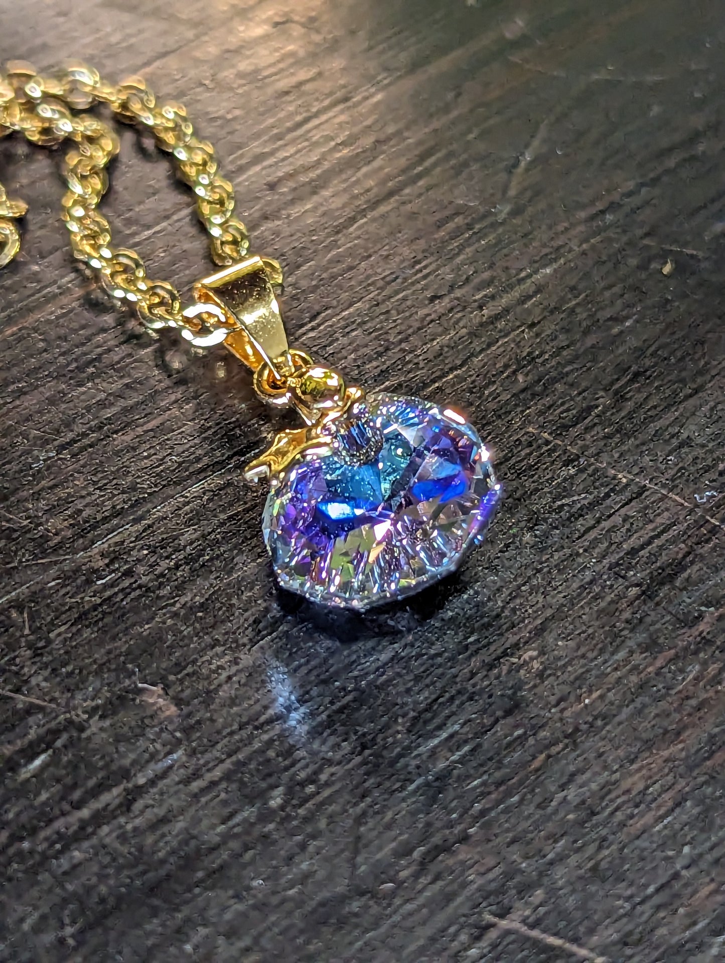 Lilac and sparkles pendant