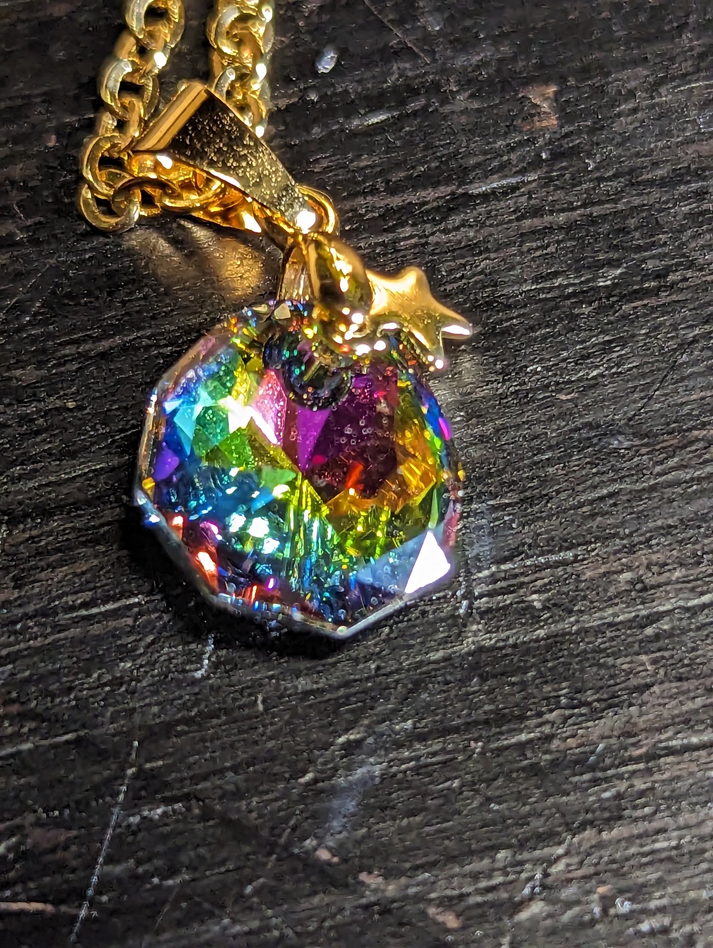 Lilac and sparkles pendant