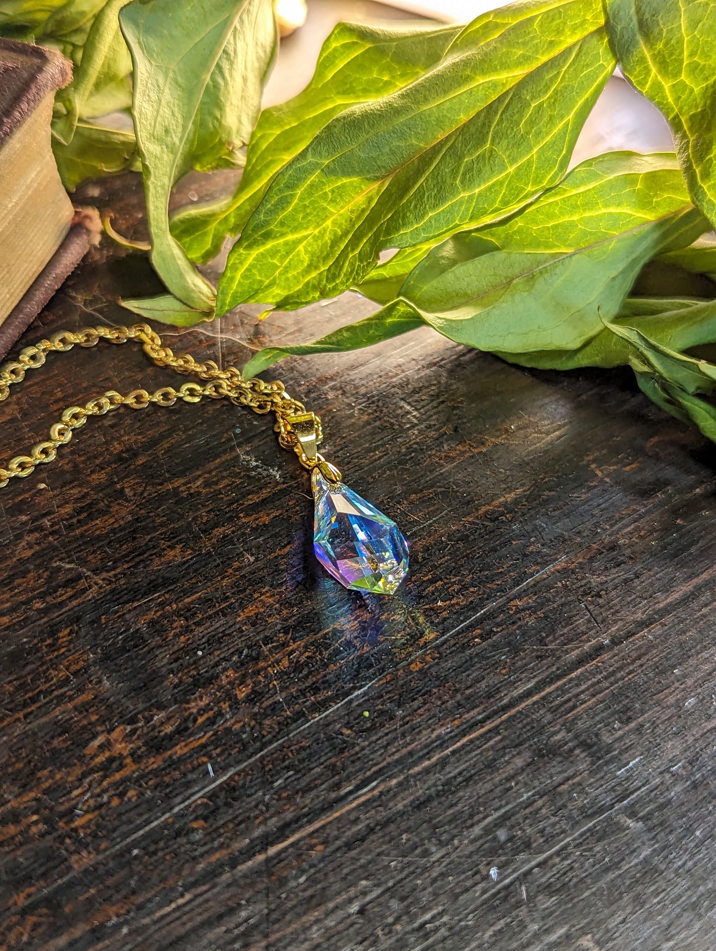 Lilac and sparkles pendant