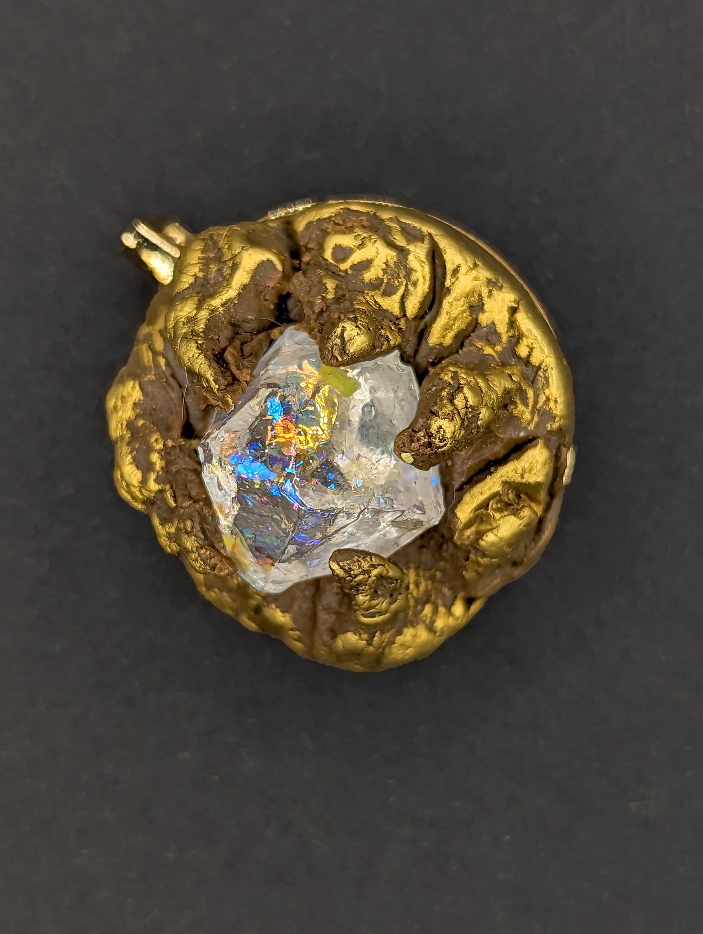 Broche "Pépin de lumière"